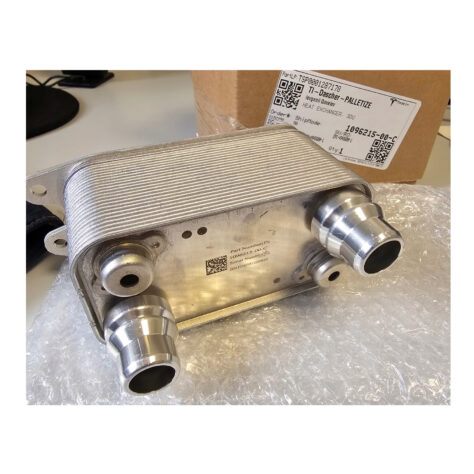 Chłodniczka oleju Tesla Model 3 wymiennik ciepła 1096215-00-C