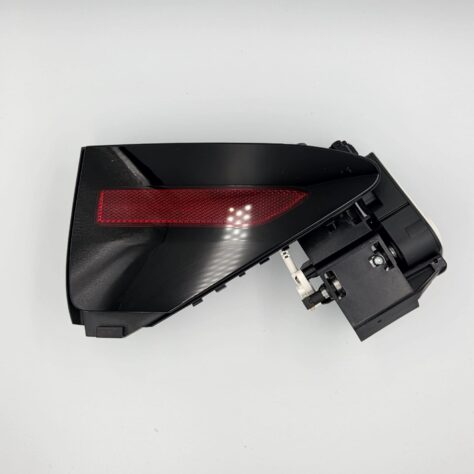 Klapka portu ładowania Tesla Model X/Plaid 2021+ 1553611-00-E
