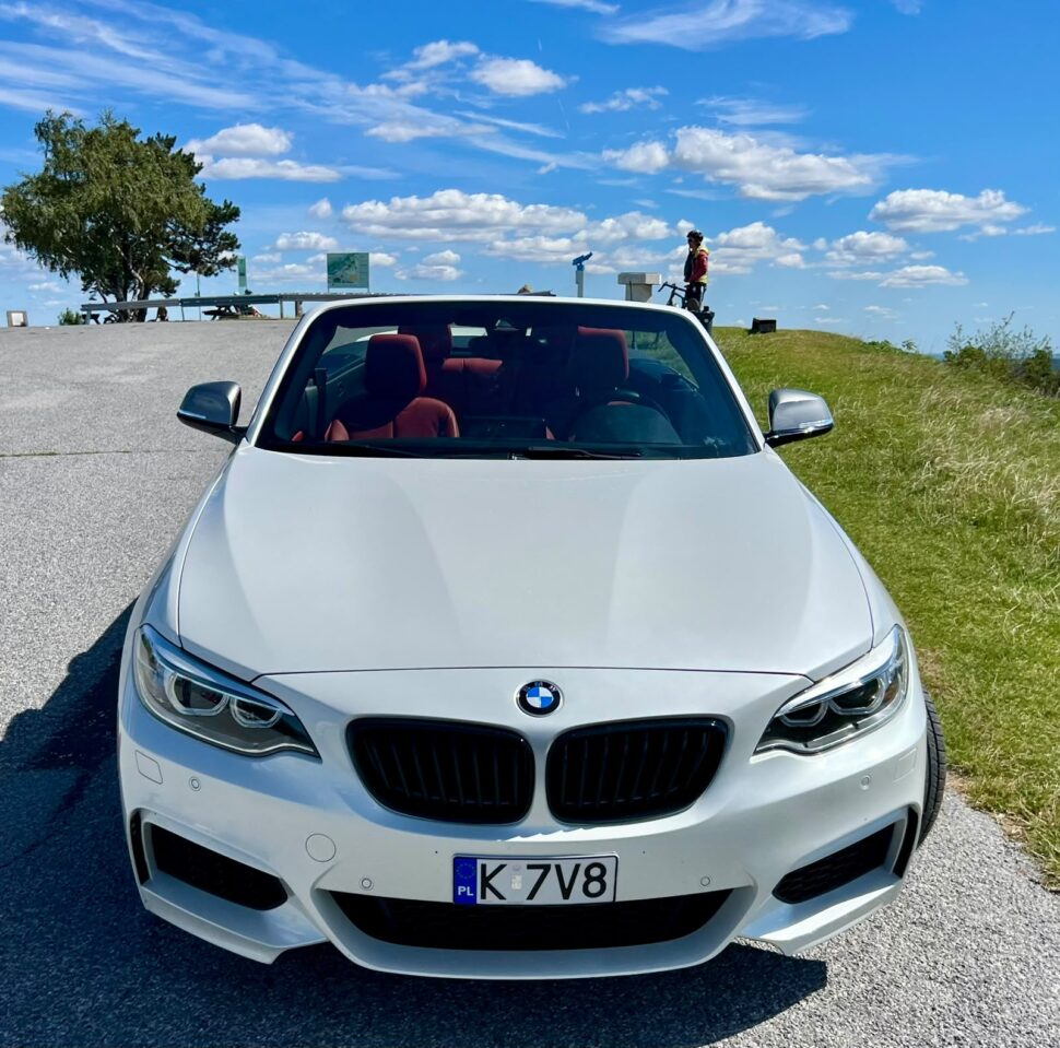 BMW M240i